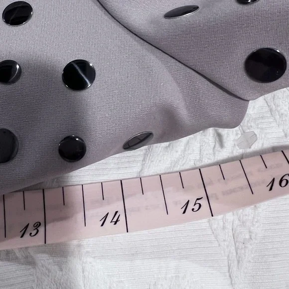 Stella & Jamie Studded Gray Puff Sleeve Crop Top Size XS X-Small NWOT - Picture 11 of 11